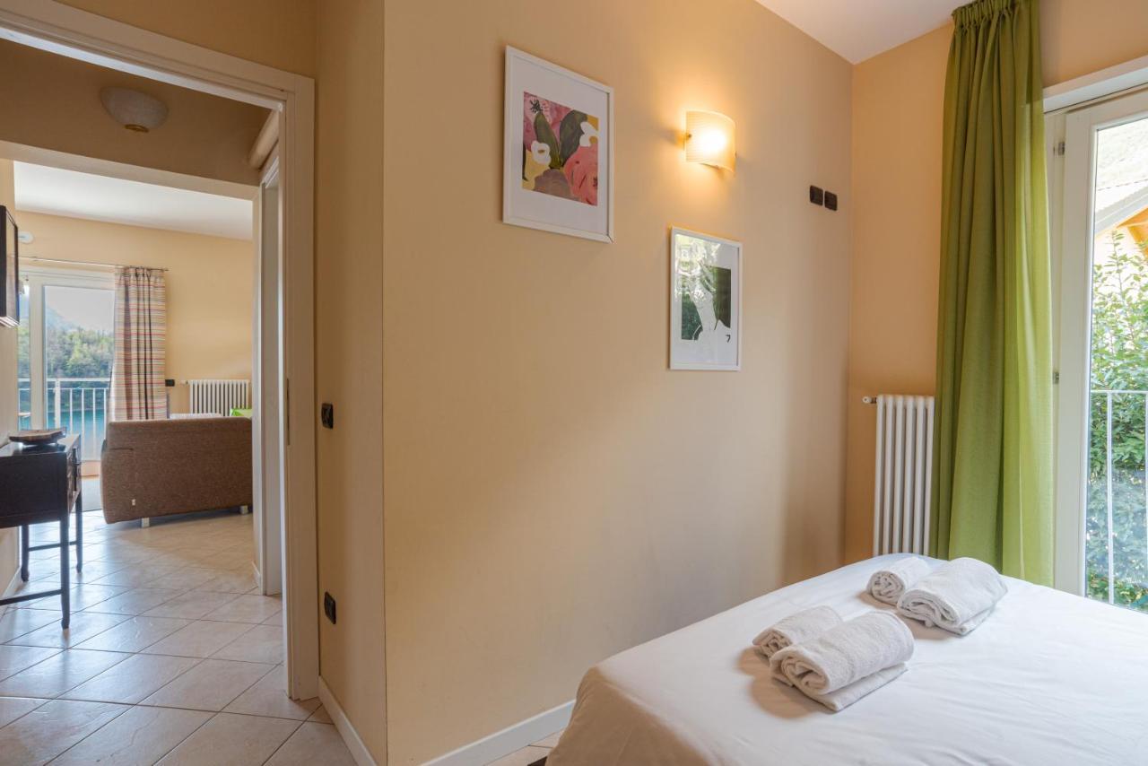 Lake Como Apartment With Balcony And Private Parking Ossuccio المظهر الخارجي الصورة